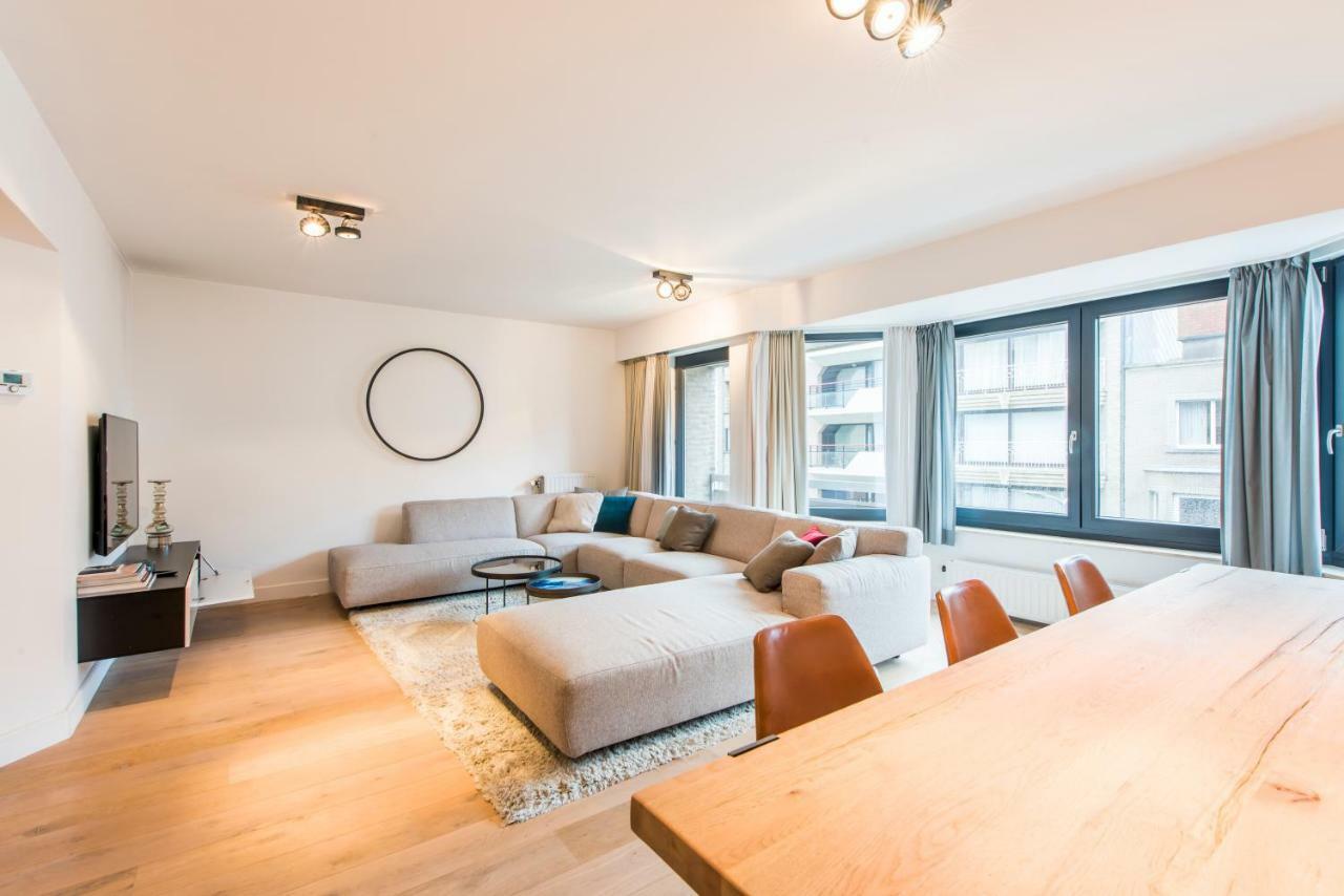 Ruim En Modern Appartement Te Knokke Nabij De Dijk Екстериор снимка