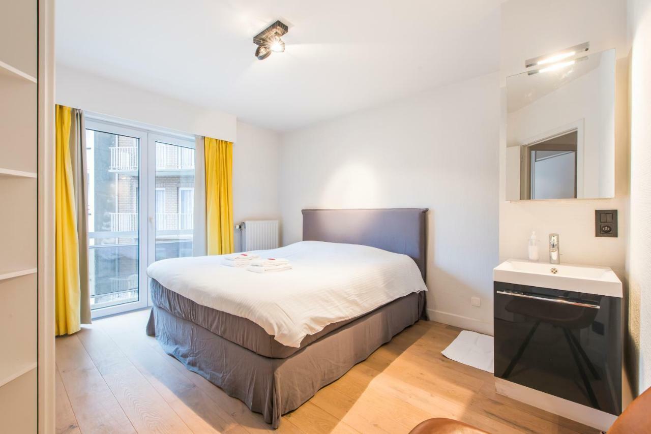 Ruim En Modern Appartement Te Knokke Nabij De Dijk Екстериор снимка